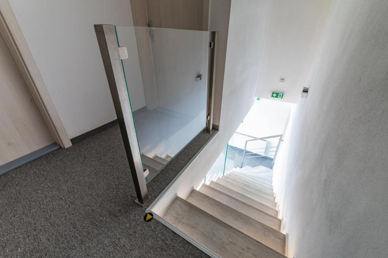 Penzion Pod Brezami** Nitra Bagian luar foto